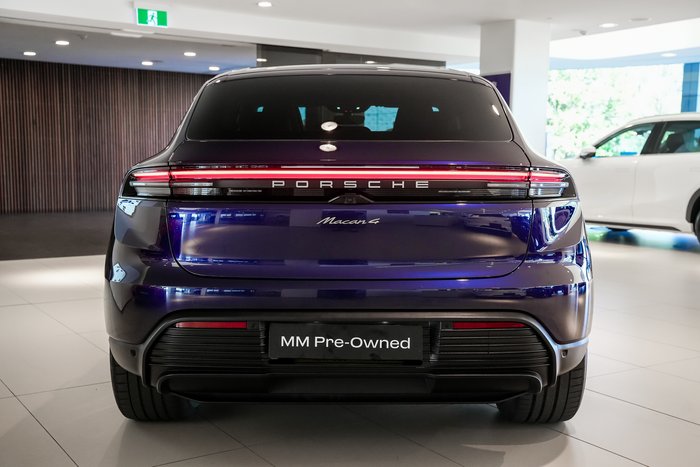 2025 Porsche Macan 4