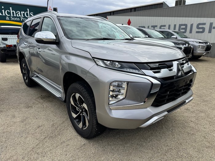 2024 MITSUBISHI Pajero Sport GLS