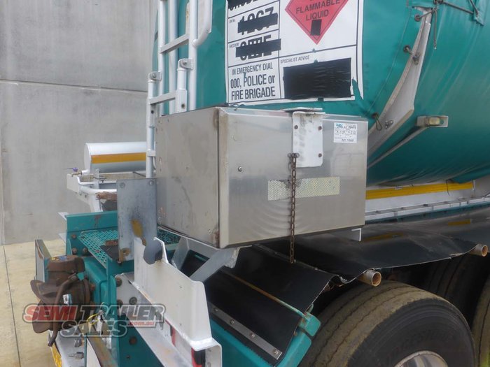 2007 Omega Aluminium Tanker Road Train Lead