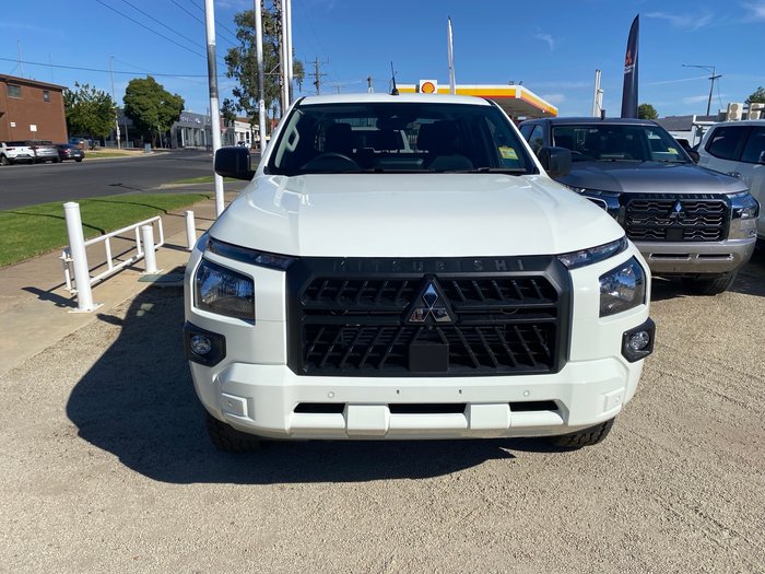 2026 MITSUBISHI Triton GLX+