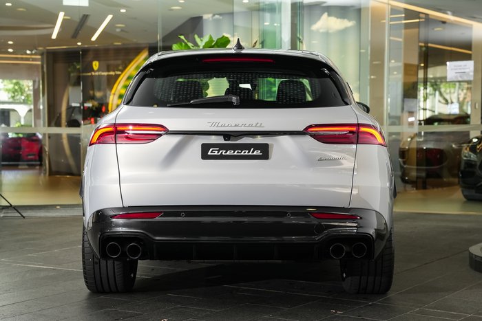 2025 Maserati Grecale MODENA 330HP HYBRID BIANCO ASTRO