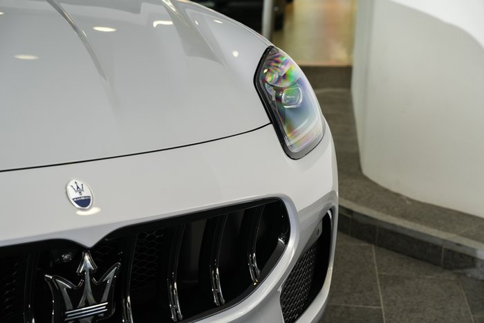 2025 Maserati Grecale MODENA 330HP HYBRID BIANCO ASTRO