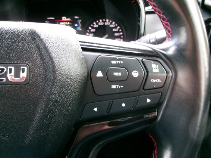 2022 ISUZU D-MAX X-TERRAIN (4x4)