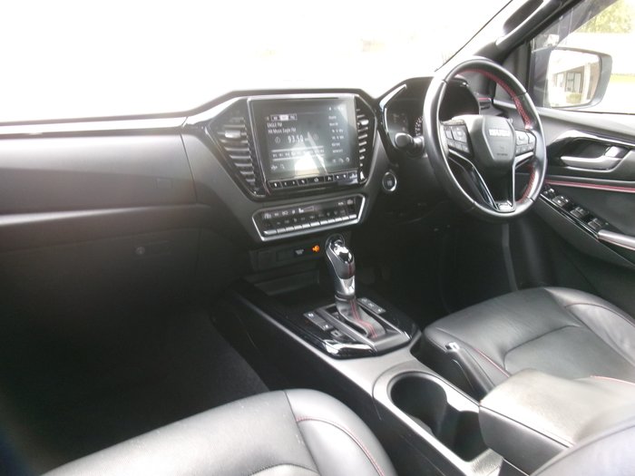 2022 ISUZU D-MAX X-TERRAIN (4x4)