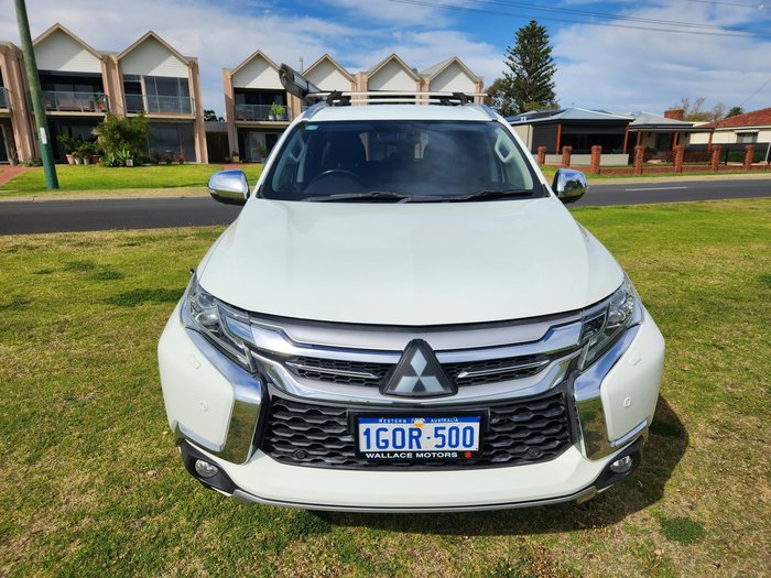 2017 Mitsubishi Pajero Sport GLS