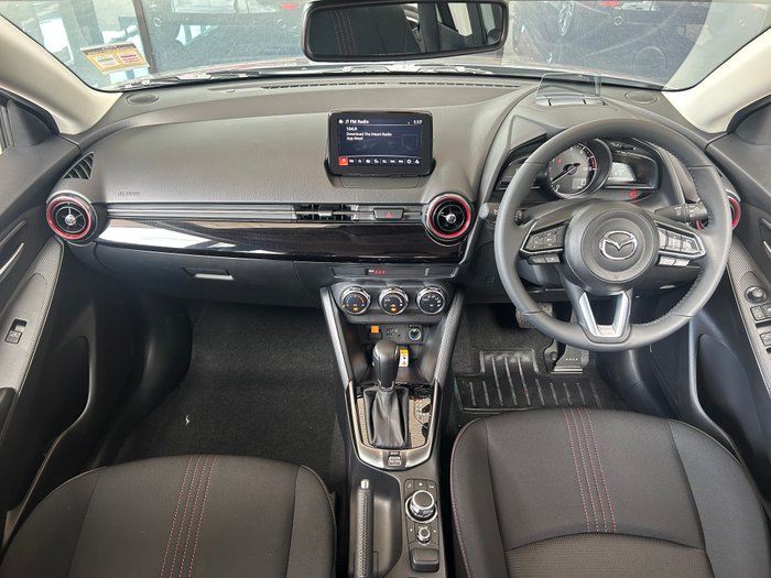 2025 Mazda 2 G15 Evolve