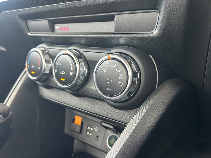 2025 Mazda 2 G15 Evolve