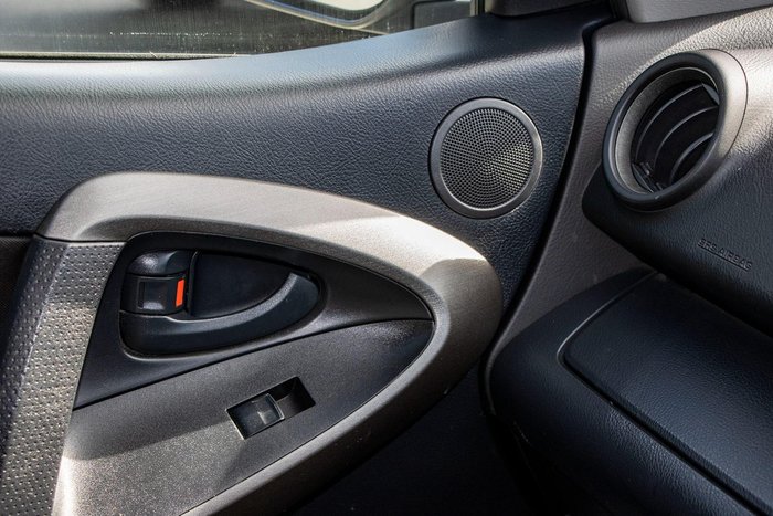 2010 Toyota RAV4 Altitude