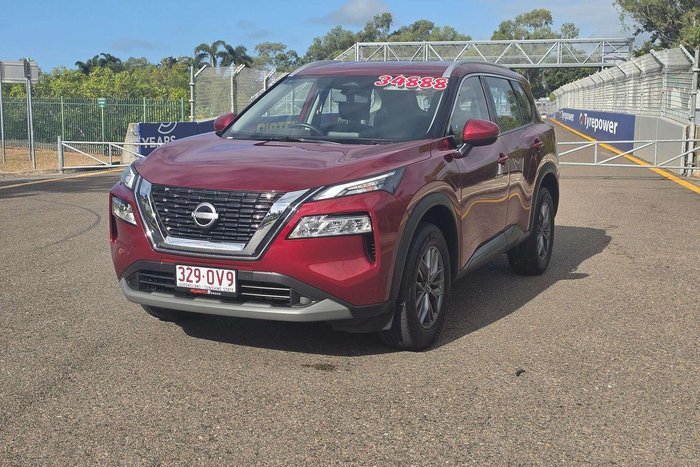 2025 Nissan X-TRAIL ST
