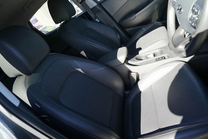 2022 Hyundai Kona Elite