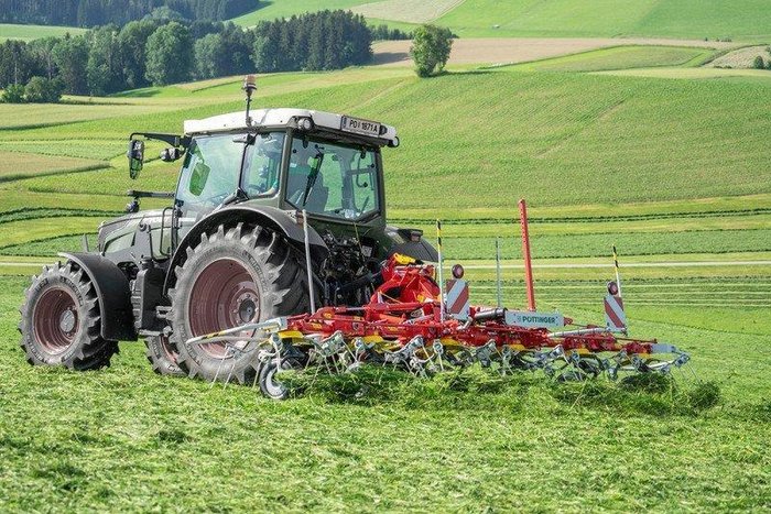 Pottinger Hit Mounted 4.54 Tedder