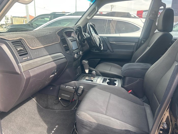 2009 Mitsubishi Pajero GLS NT MY09 4X4 Black