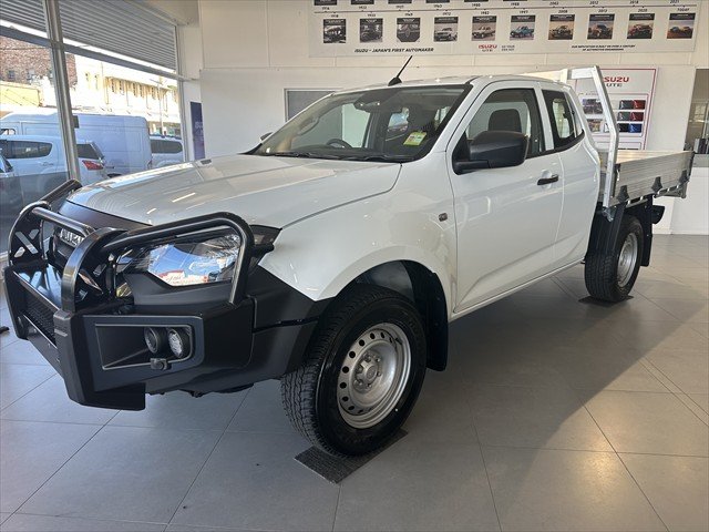 2026 ISUZU D-MAX SX