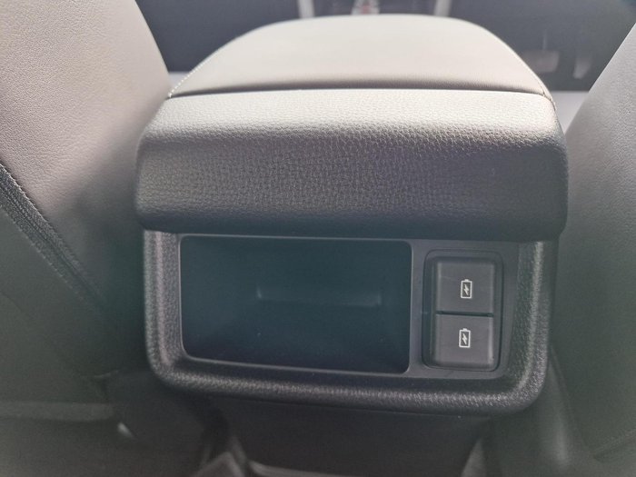 2026 Isuzu MU-X X-TERRAIN