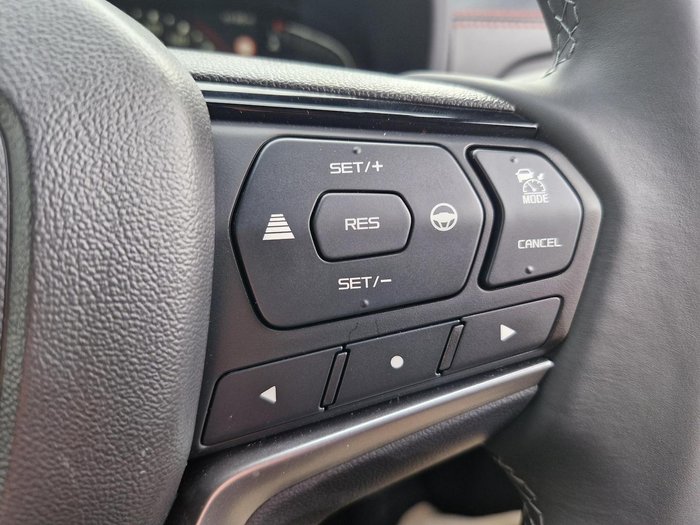 2026 Isuzu MU-X X-TERRAIN