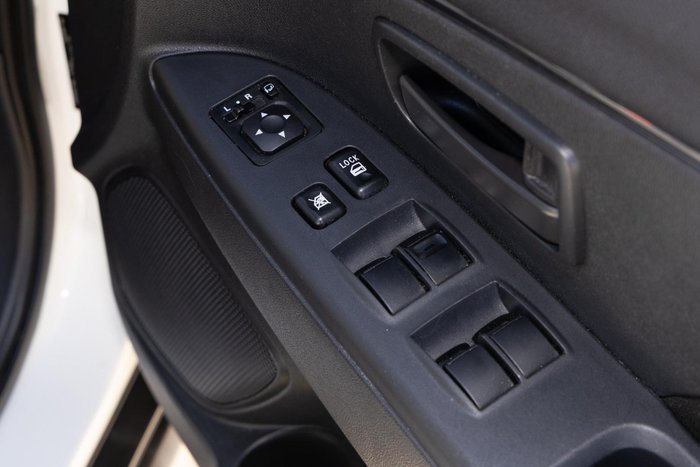 2021 Mitsubishi ASX ES