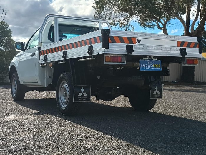 2018 Mitsubishi Triton GLX
