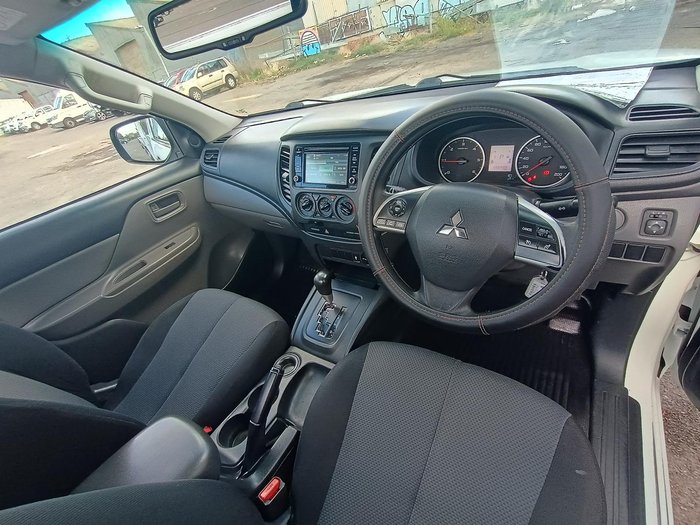 2018 Mitsubishi Triton GLX