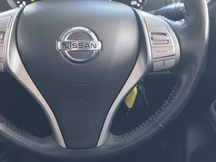 2019 Nissan Navara ST
