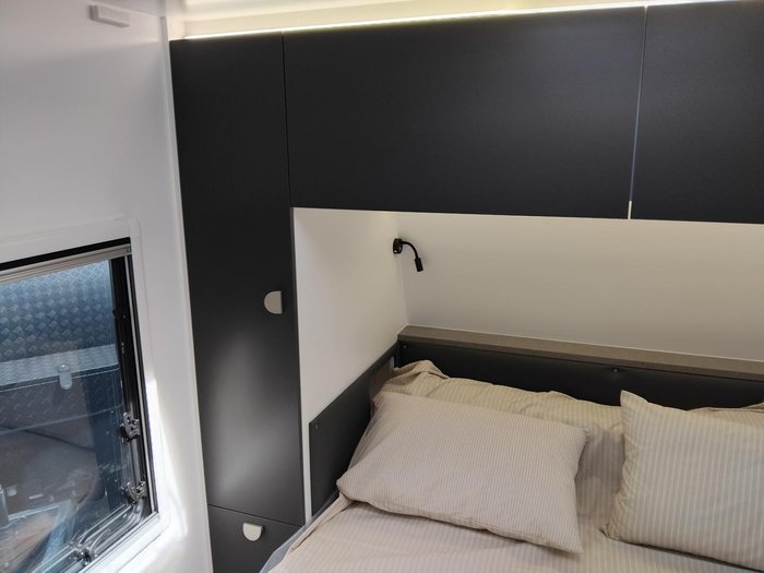 2026 Traveller Brand New 15Ft Design Queen Bed With Toilet And Shower