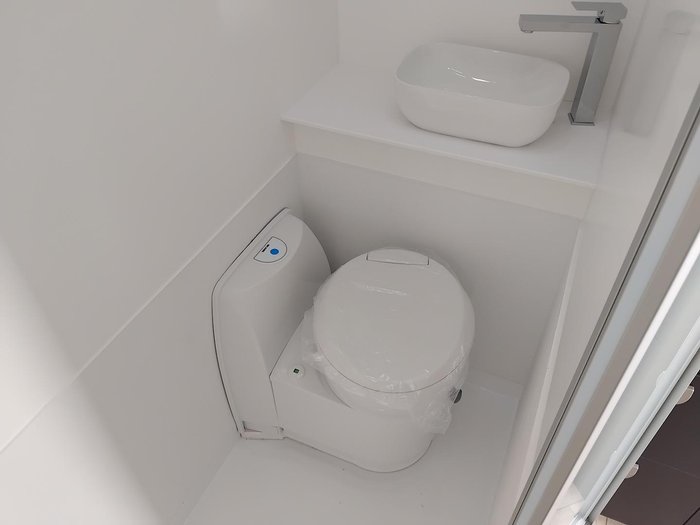 2026 Traveller Brnad New 15Ft Design Queen Bed With Toilet And Shower