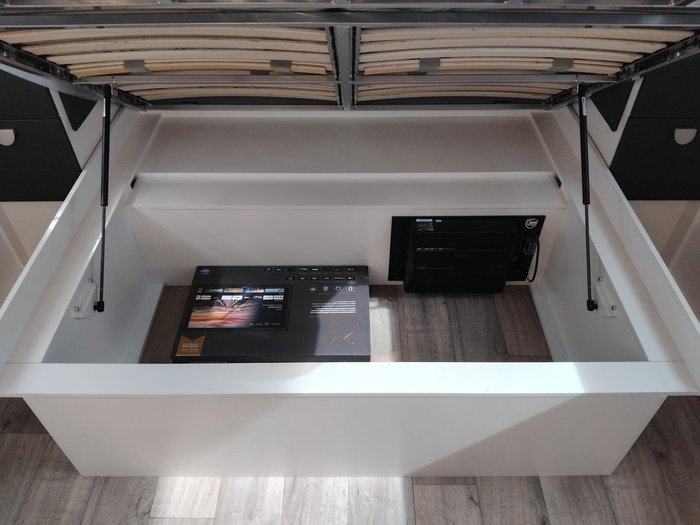 2026 Traveller Brnad New 15Ft Design Queen Bed With Toilet And Shower