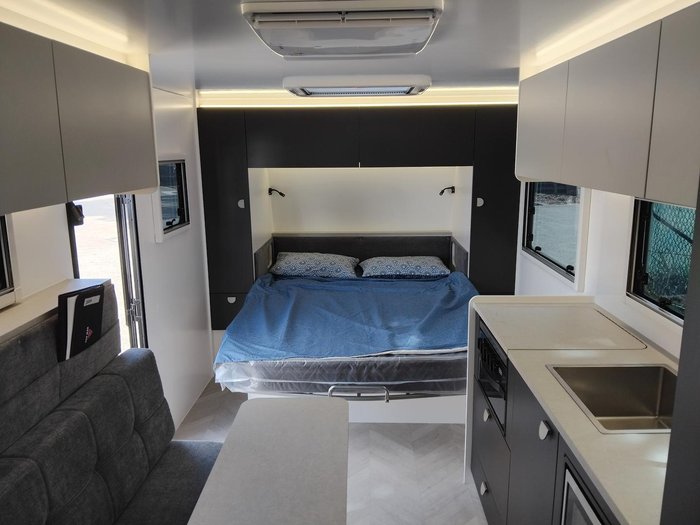2026 Traveller Brand New Model 20Ft Cruise Triple Bunk Van