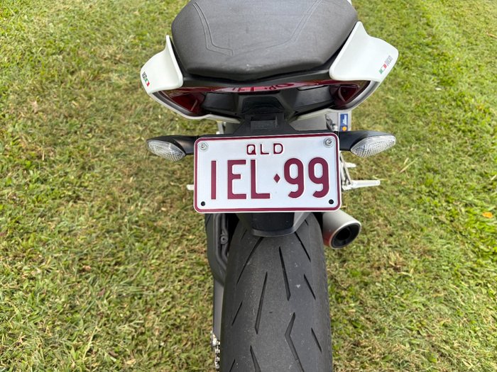 2023 DUCATI PANIGALE V2 White