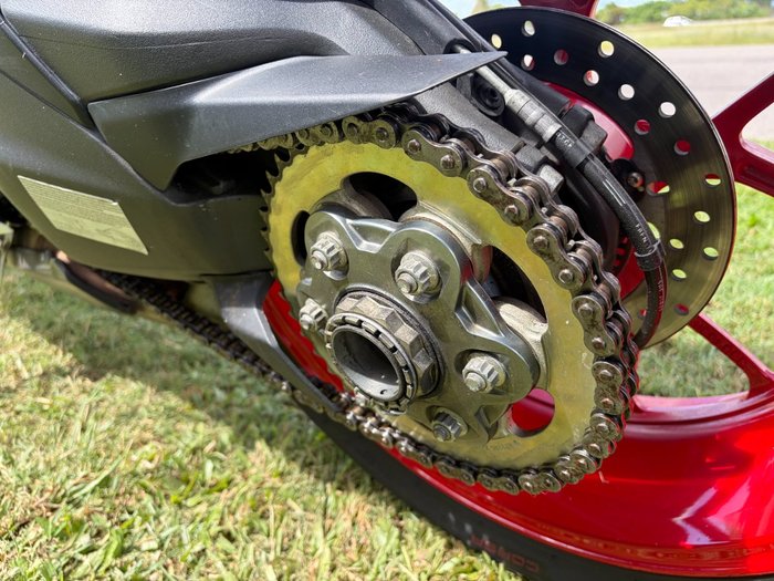 2023 DUCATI PANIGALE V2 White