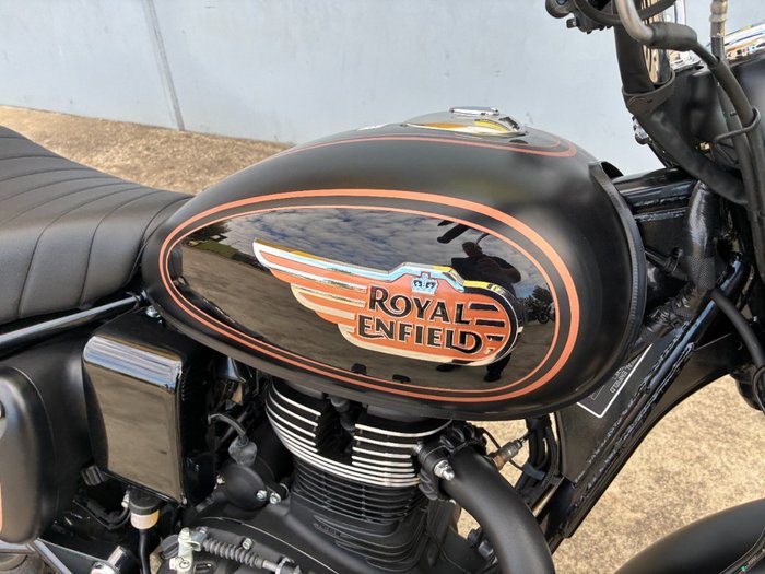 2025 Royal Enfield 2025 Royal Enfield 350CC BULLET 350 ROAD Black Gold