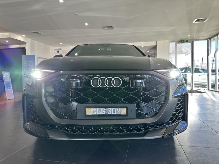 2025 Audi RS Q8 TFSI performance