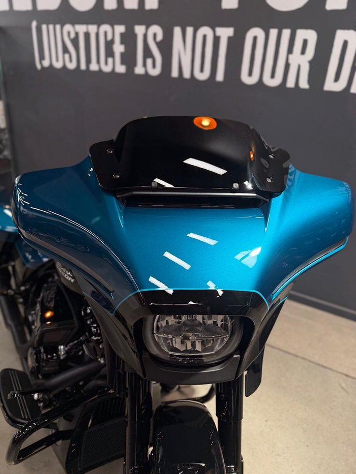 2026 Harley-Davidson Street Glide Limited 117 (FLHXL) Touring Black