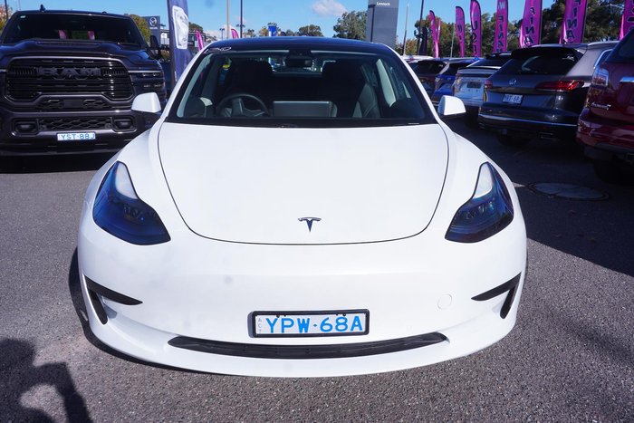 2022 Tesla Model 3 Rear-Wheel Drive