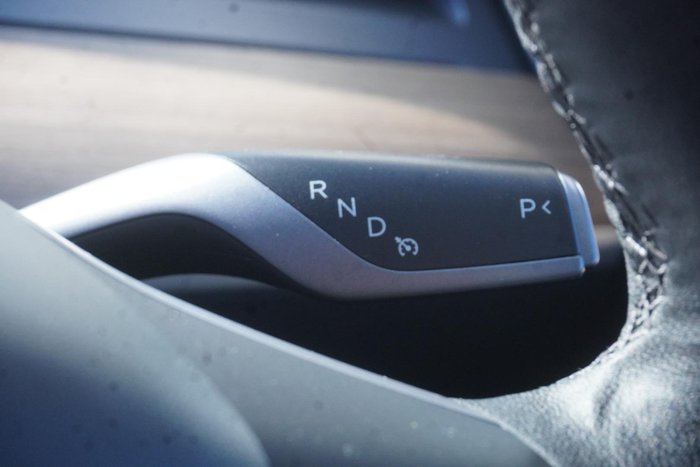 2022 Tesla Model 3 Rear-Wheel Drive