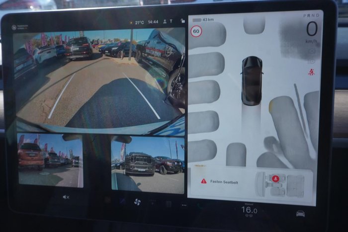 2022 Tesla Model 3 Rear-Wheel Drive