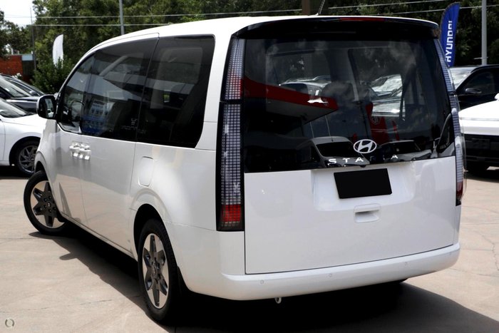 2026 Hyundai STARIA
