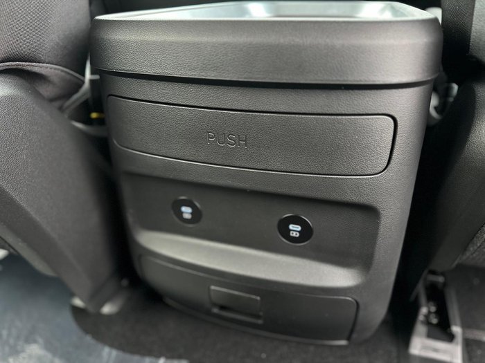 2026 Hyundai STARIA