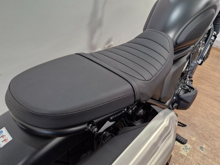 2025 Honda CL500 Black