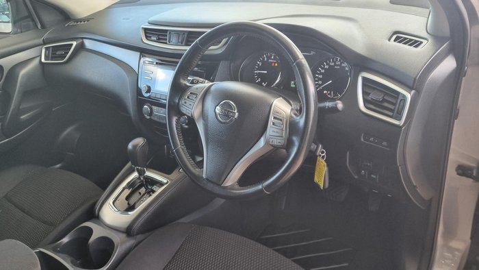 2015 Nissan QASHQAI ST