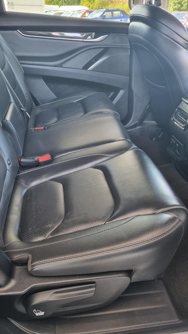 2022 LDV D90 Executive