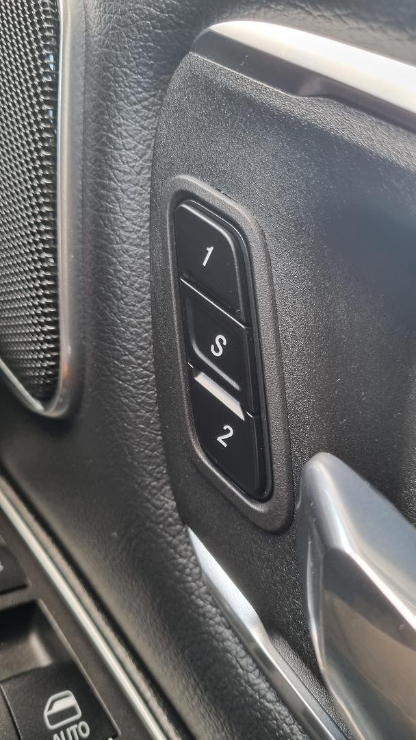 2023 RAM 1500 Laramie Sport RamBox