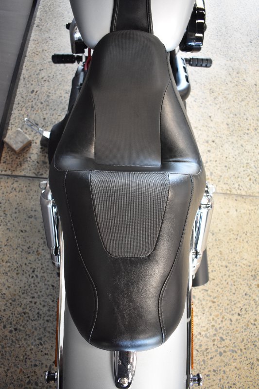 2010 HARLEY-DAVIDSON FXDF FAT BOB