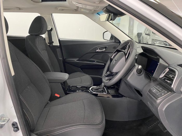 2025 Mahindra XUV3XO AX5L