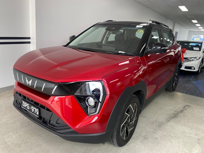 2025 Mahindra XUV3XO AX7L