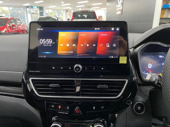 2025 Mahindra XUV3XO AX7L
