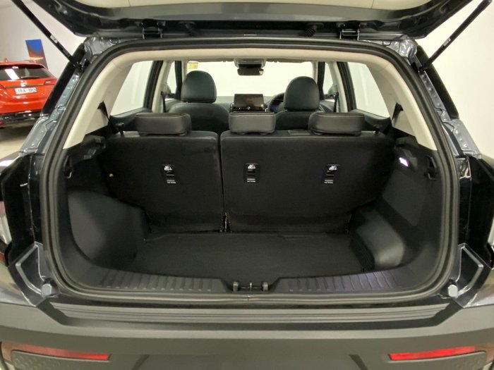 2025 Mahindra XUV3XO AX7L