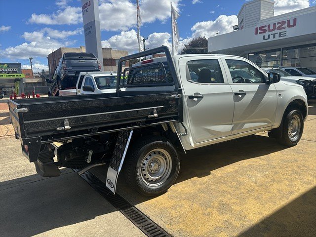 2026 ISUZU D-MAX SX