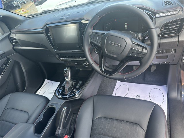 2026 ISUZU D-MAX XT