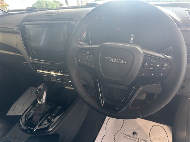 2026 ISUZU D-MAX XT