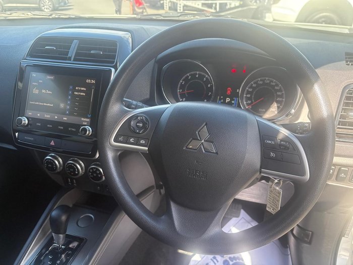 2023 Mitsubishi ASX ES